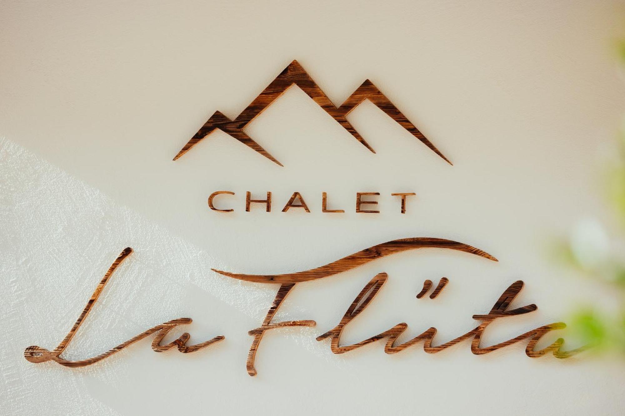 Chalet La Flueta Margherita ลาวาลเล ภายนอก รูปภาพ
